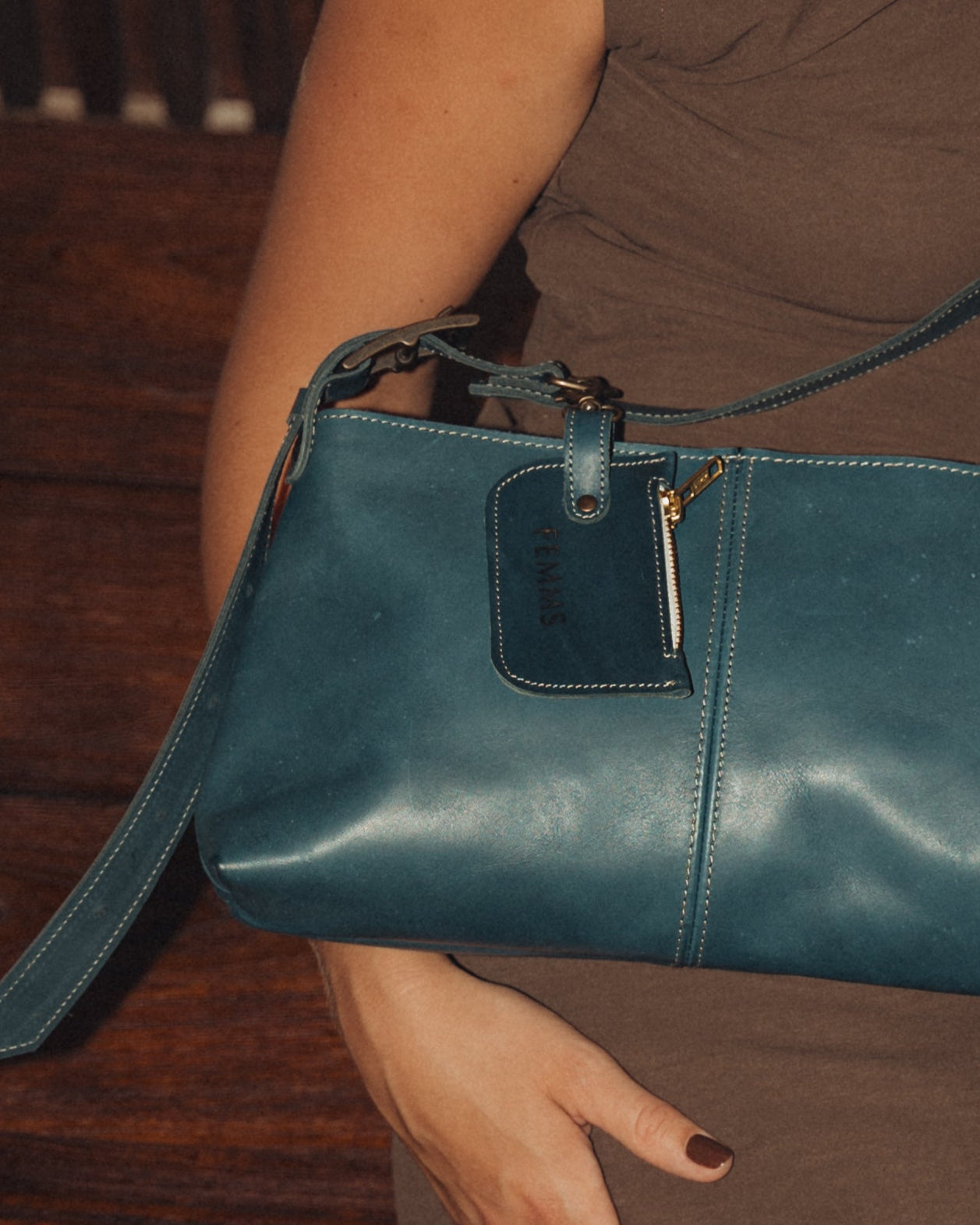 JULIE POUCH - BLUE