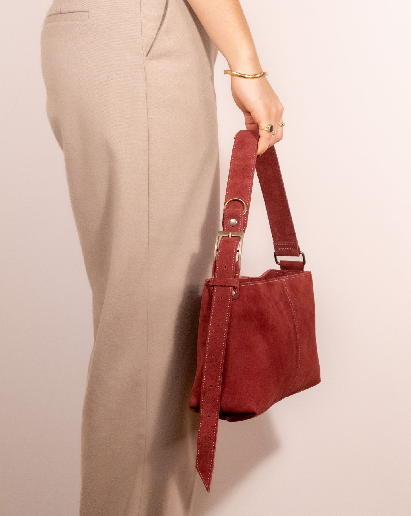 ELLA - RED SUEDE
