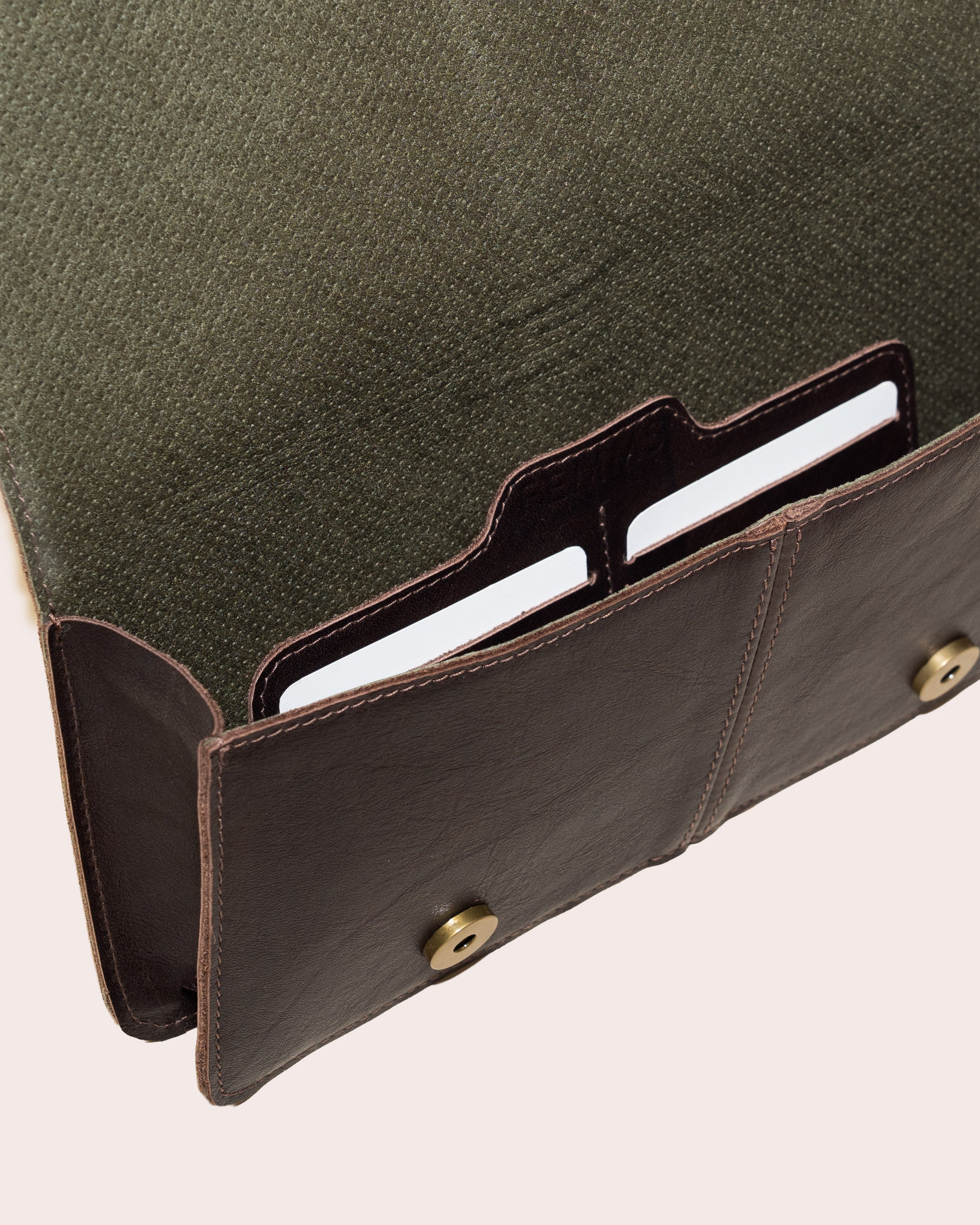 CLUTCH EVE - CHESTNUT BROWN