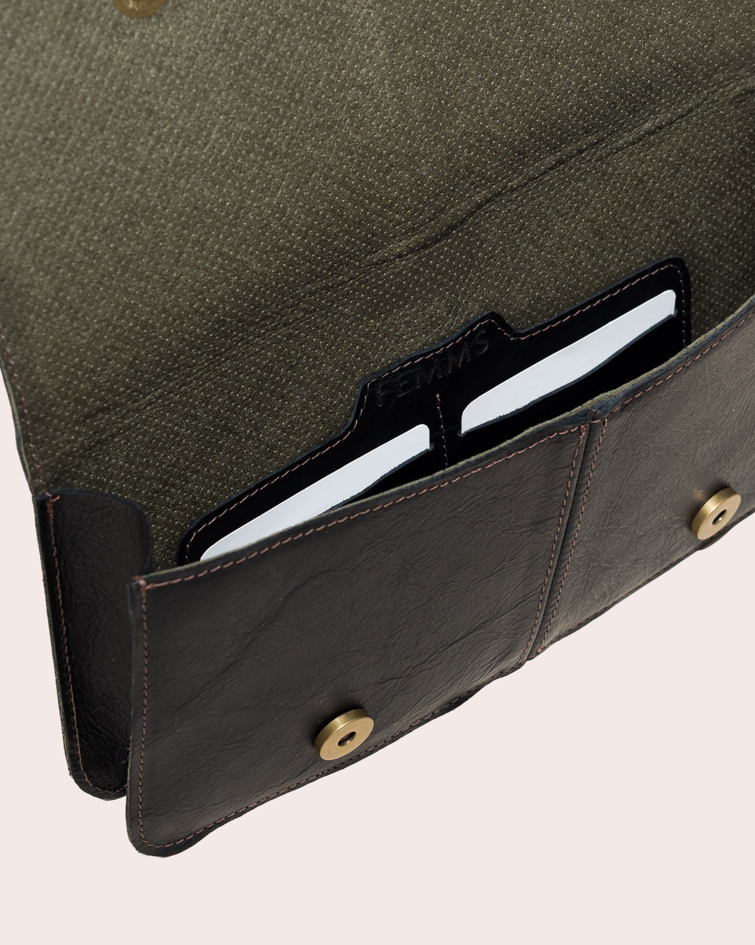 CLUTCH EVE - ONYX BLACK